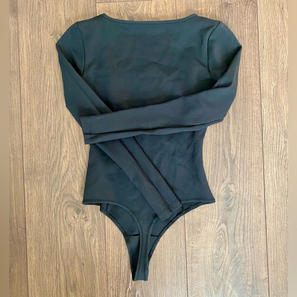 Abercrombie & Fitch Black Soft A&F Collection Bodysuit - Picture 3 of 7